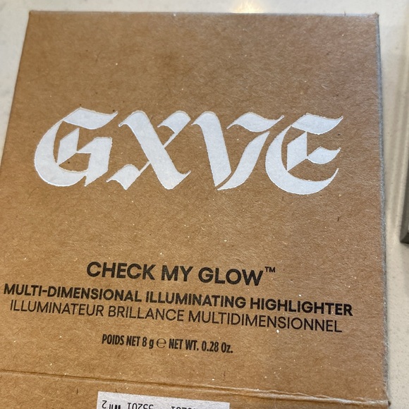 GX by Gwen Stefaniπ§‘π§‘π§‘ - Picture 3 of 5